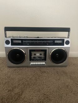 Classic boombox