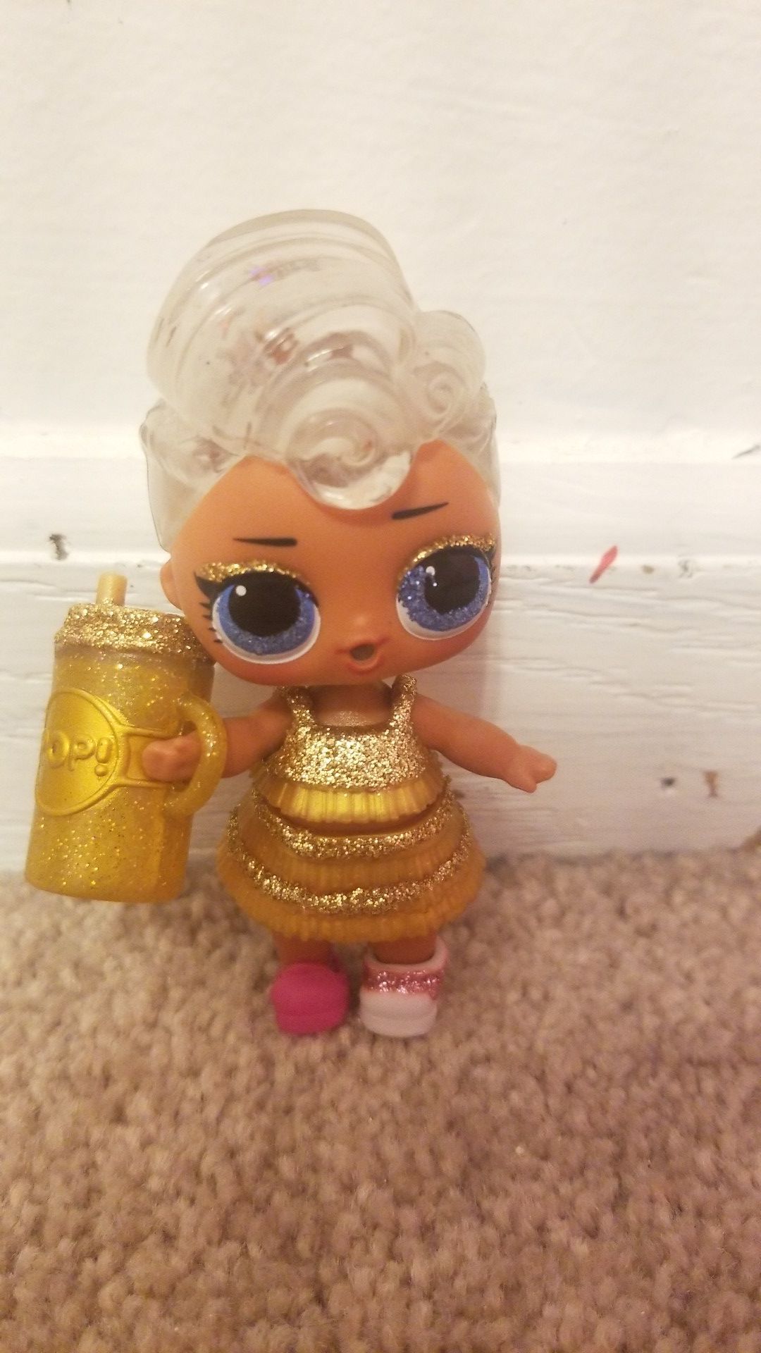 Lil doll Golden lol doll