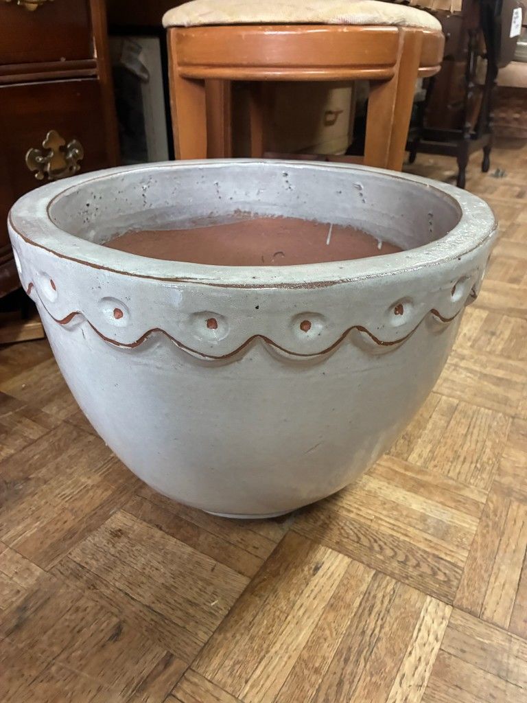 Medium Planter Flower Pot 15 By 11 1/2"