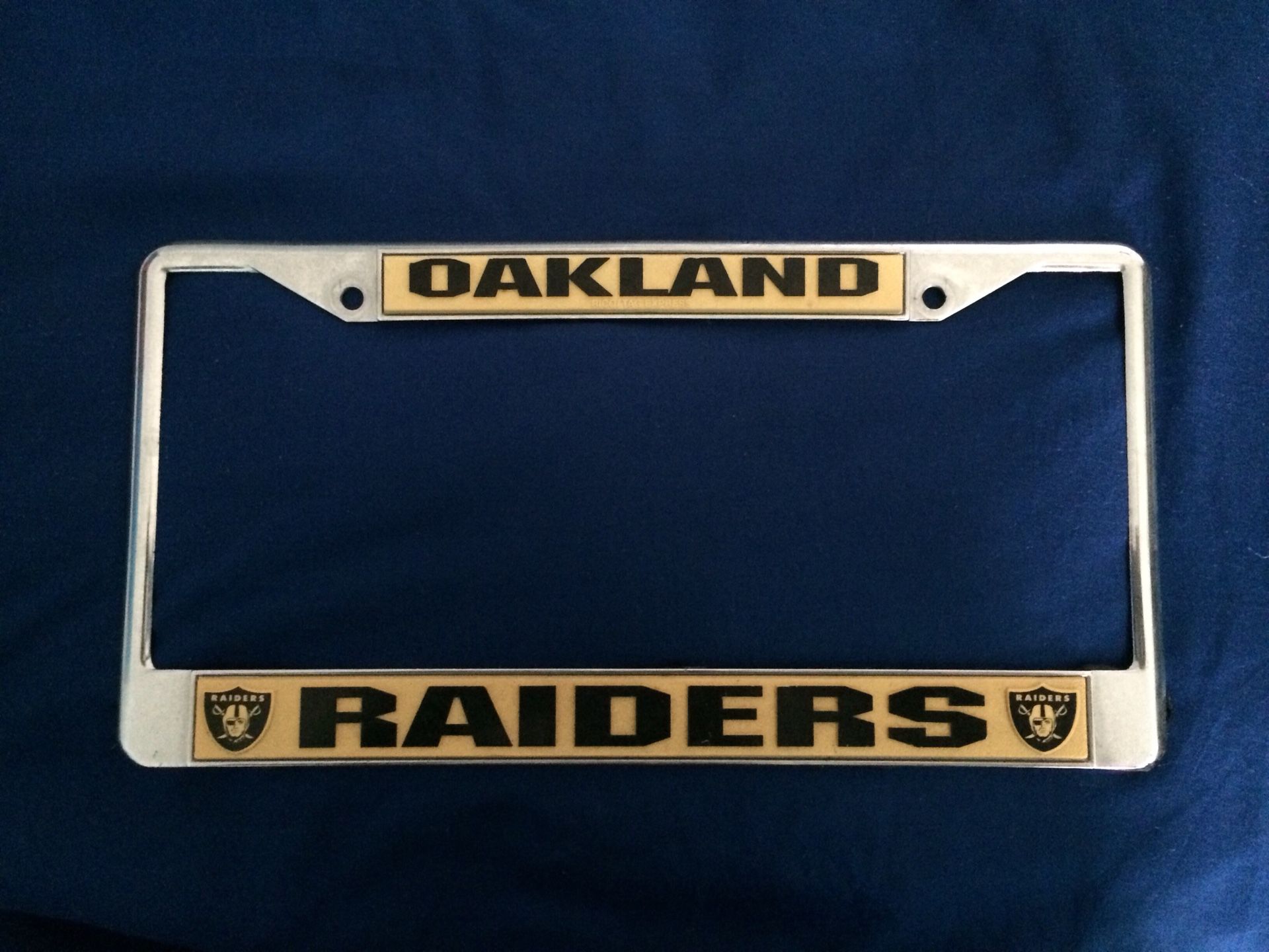 Las Vegas Raiders Metal License Plate Frame for Sale in West Covina, CA -  OfferUp