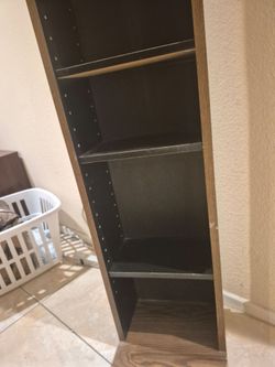 Tower adjustable shelves storage unit