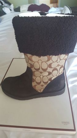 Coach boots