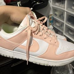 Nike Dunk Low Coral Pink
