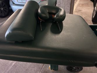 Massage table