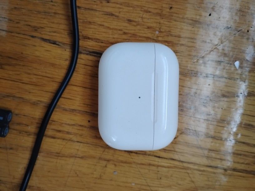 Air Pods Pro (Left And Right)