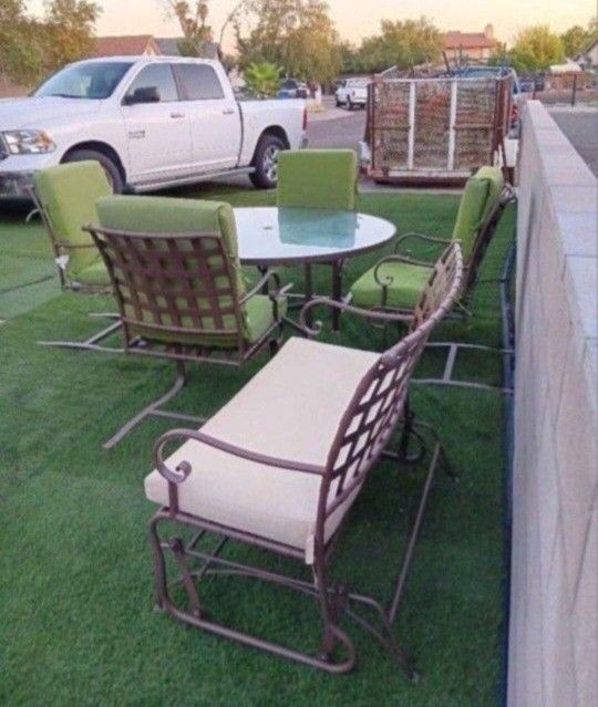 O W Lee Classic Patio Furniture