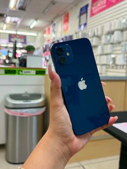 IPhone 12 64GB UNLOCKED 🔓