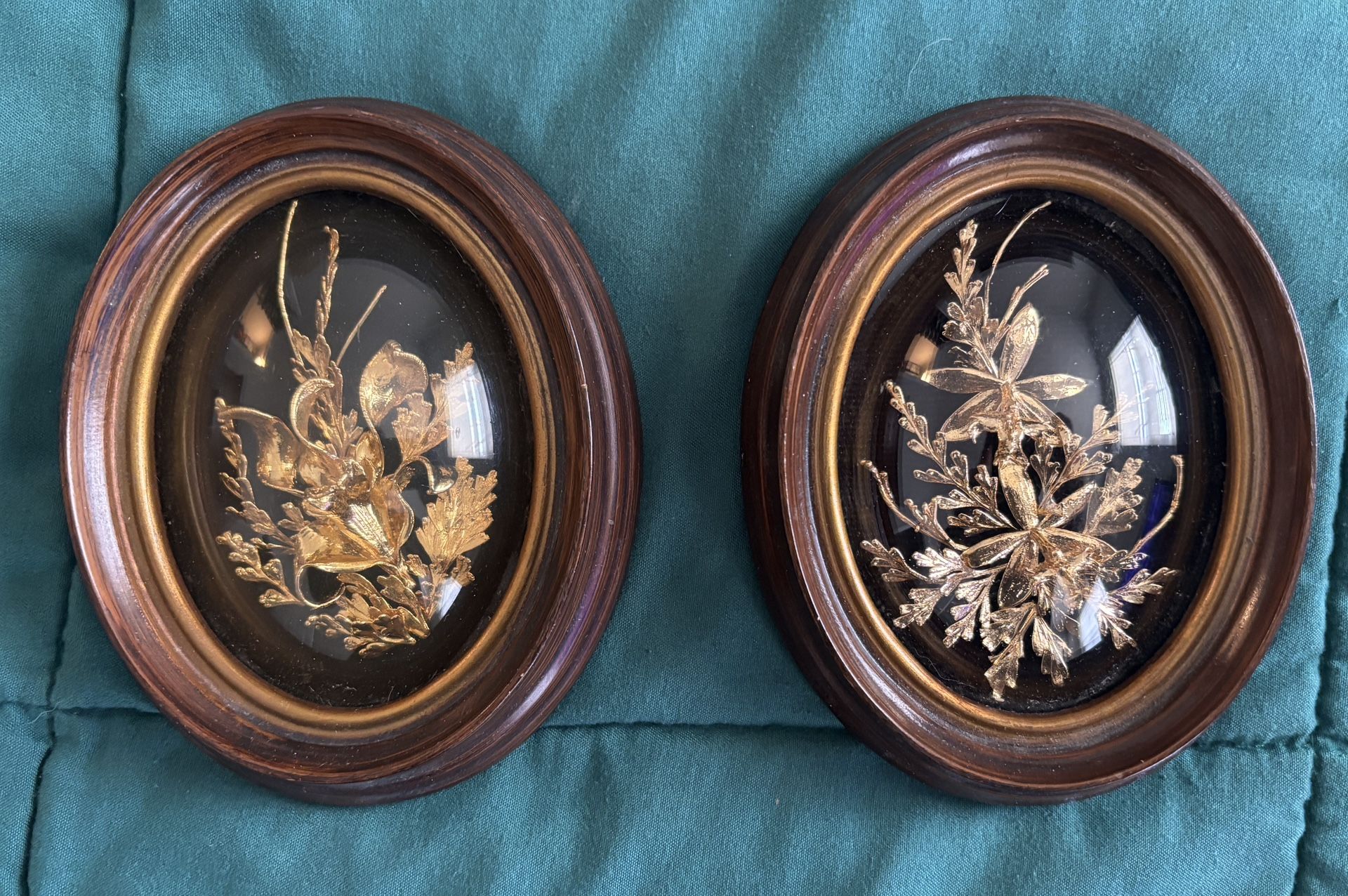 2 Vintage 24K Gold Encased Floral Hawaiian Ferns Orchid Flowers 5x4”