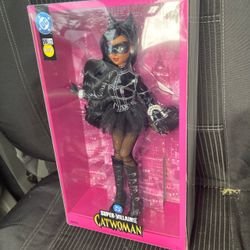 DC Super-Villains Catwoman Doll by Jakks