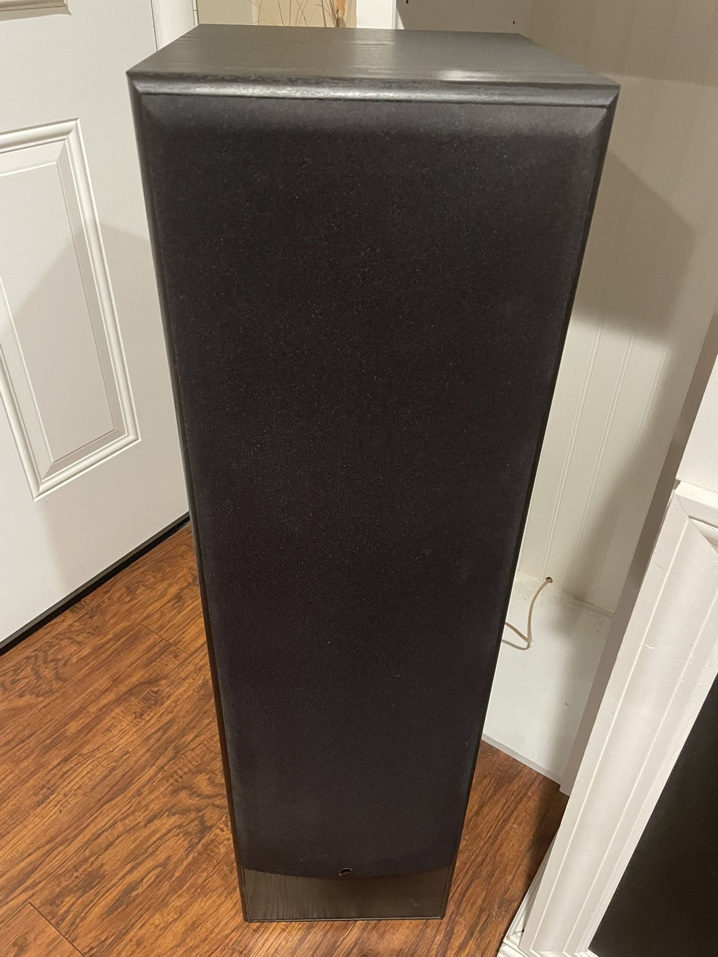 Millennium Theater System MTS 2328 Tower Speakers 3 WAY (PAIR)