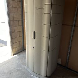 Rubbermaid Shed 