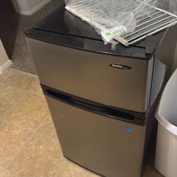 Mini Fridge For Sale