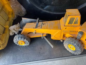 Tonka “Mighty Tonka Grader” Vintage 1970s, 24”.