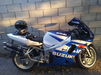 2001 GSX 600 R