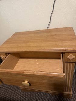 Cajonera para ropa de madera