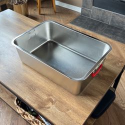 Stainless Steel Cat Litter Box (Cleaned and Barely Used