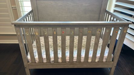 Wooden Baby Crib in Gray Finish