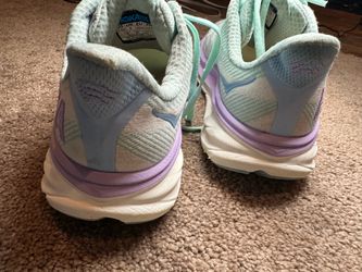 Hoka one one Clifton ocean lilac mist
