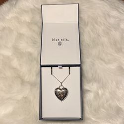 Blue Nile Sterling Silver Hammered Heart Necklace