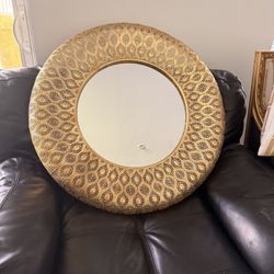 Round Mirror 