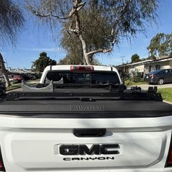 DIAMONDBACK HD truck bed cover with UpTOP Overland crossbar rack- for a 5'2" bed
