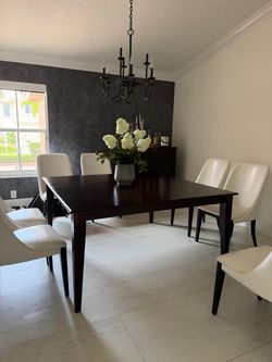 Shermag real wood dark mahogany 60x60 table for 8