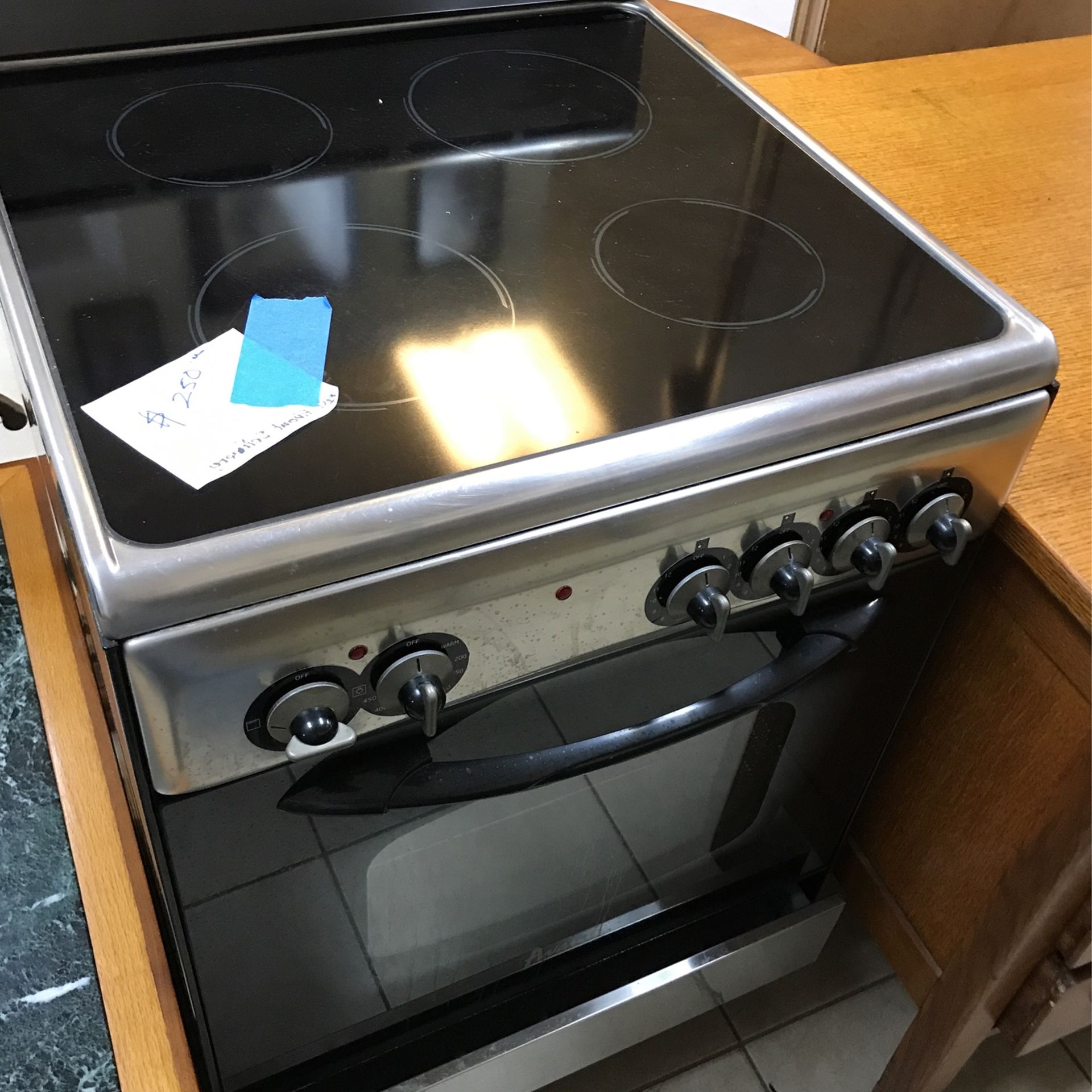24” Electric Stove