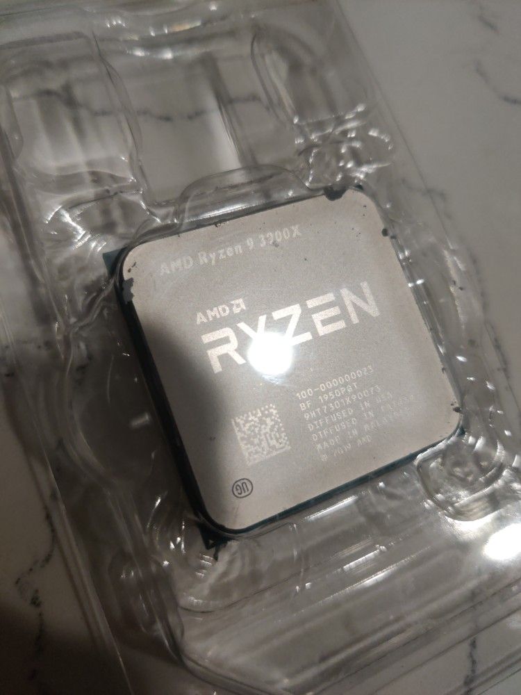 AMD Ryzen 3900X