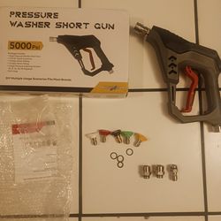 Pressure Washer short nozzle comes with extras New!