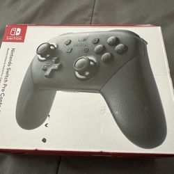 Nintendo Switch Professional Controller 