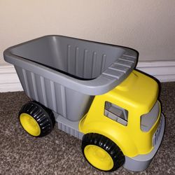 Hape Load & Tote Dump Truck New