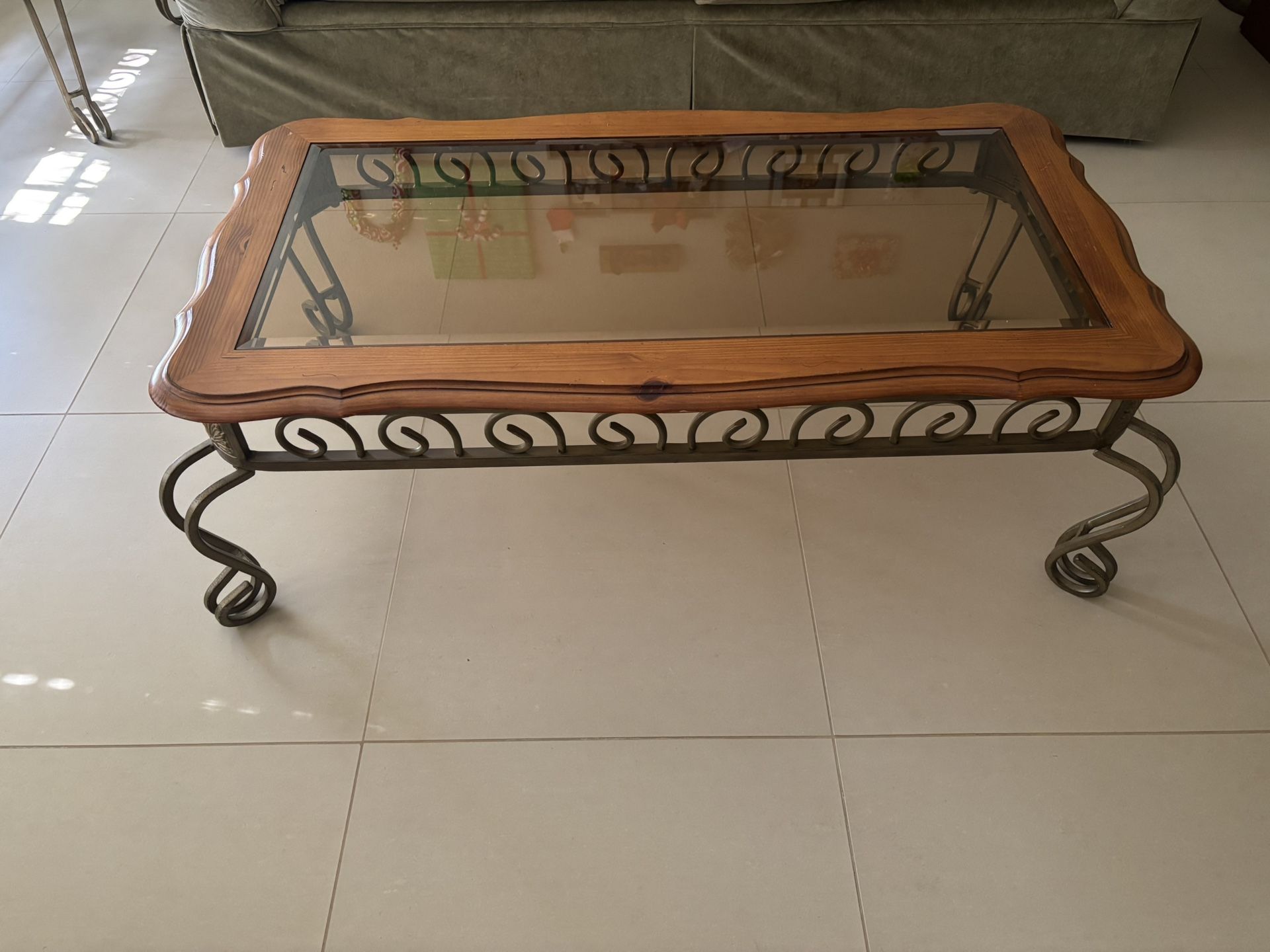 Coffee Table and End Table