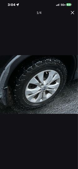 Honda CRV wheels with TPMS sensors and tires