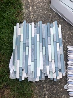 7sqf and extra of accent tile