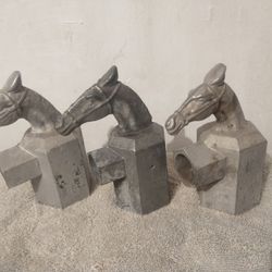 Horse Fence Ornaments 
