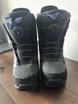 Women’s Burton Felix Imprint 3 Snowboard Boots Size 8