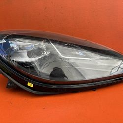 2019 2020 2021 Porsche Macan Right Passenger PDLS LED Adaptive Headlight OEM