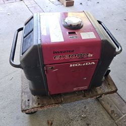 HONDA 3000IS GAS GENERATOR PORTABLE WORKS GREAT, RECENTLY TUNE UP COMPLETE, NEW BATTERY,ENGINE KEY AND PULL UP ELASTIC YOU CAN TEST IT BEFORE PURCHASE