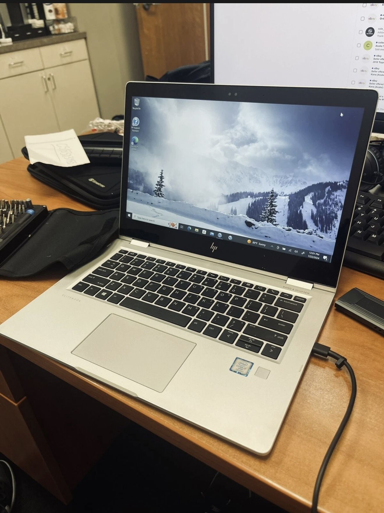 HP EliteBook X(contact info removed) G2 13.3" (512GB SSD, Intel Core i7- 7600U, 2.8GHz, 16GB