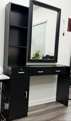 Barber station,, vanity