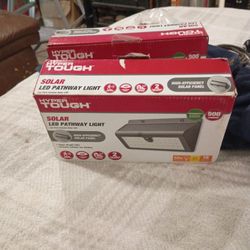 Hyper Tough LED Pathway Lights