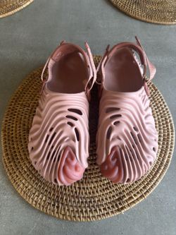 Salehe Bembury X Crocs The Pollex Clog Kuwata (Pale Blush) 207393-6RL - Mens 9