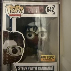 Steve with bandana stranger things 642 funko pop new