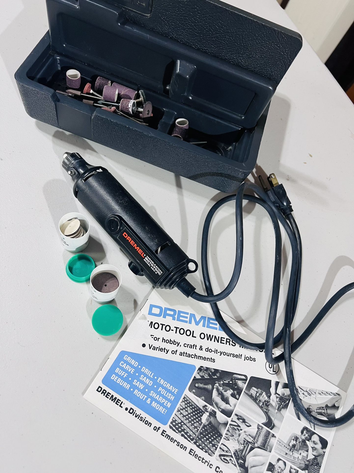 Dremel Moto-Tool Model 380-5 Variable Speed Rotary Tool with Accessories