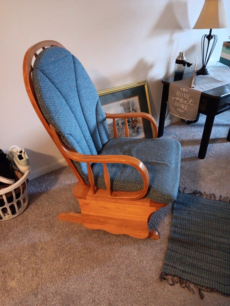 Wooden Glider Chair