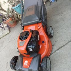 Lawnmower 