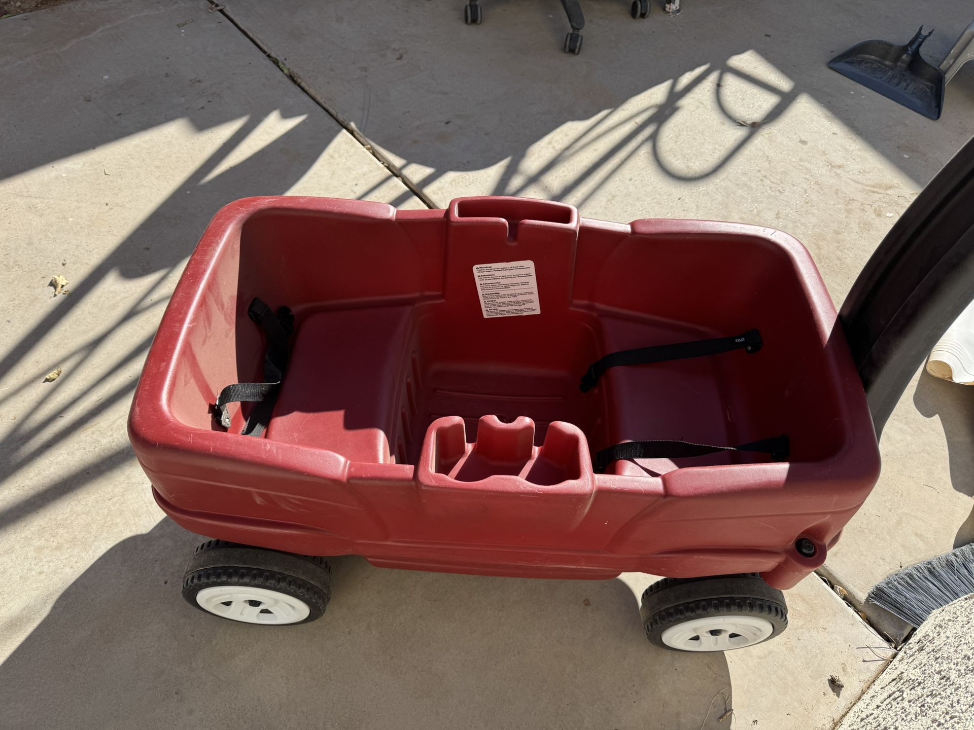 Step2 Neighborhood Wagon, Kids Ride On Toy, Stroller Substitute, Includes Seat Belts, Made of Durable Plastic, Max Weight 75 lbs., For Toddlers 1.5-5