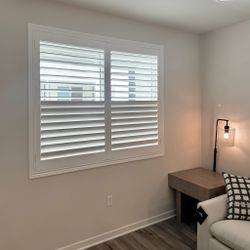 Custom Solid Wood Shutters for Windows, Sliding Doors & Closet Doors - Licensed & Professional Installation (Persianas de Madera para Ventanas)