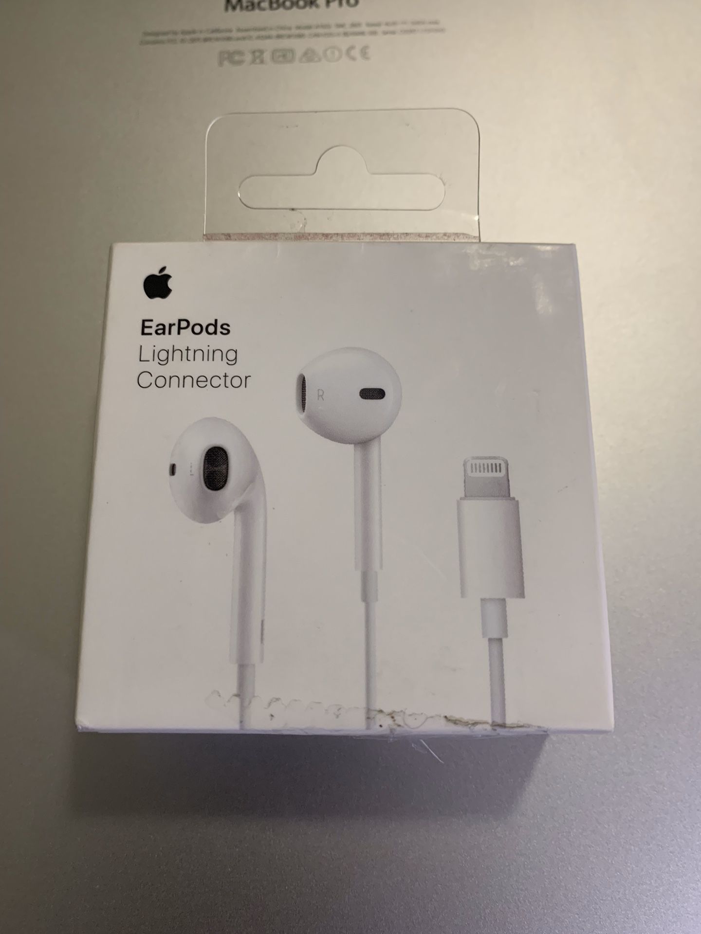 Apple Earbuds Headphones w/ lightning connector