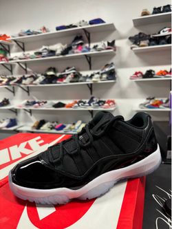 Jordan 11 Low Space Jam